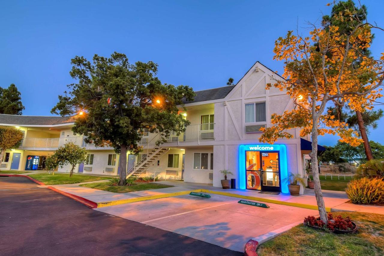 Motel 6-San Diego, Ca - North מראה חיצוני תמונה