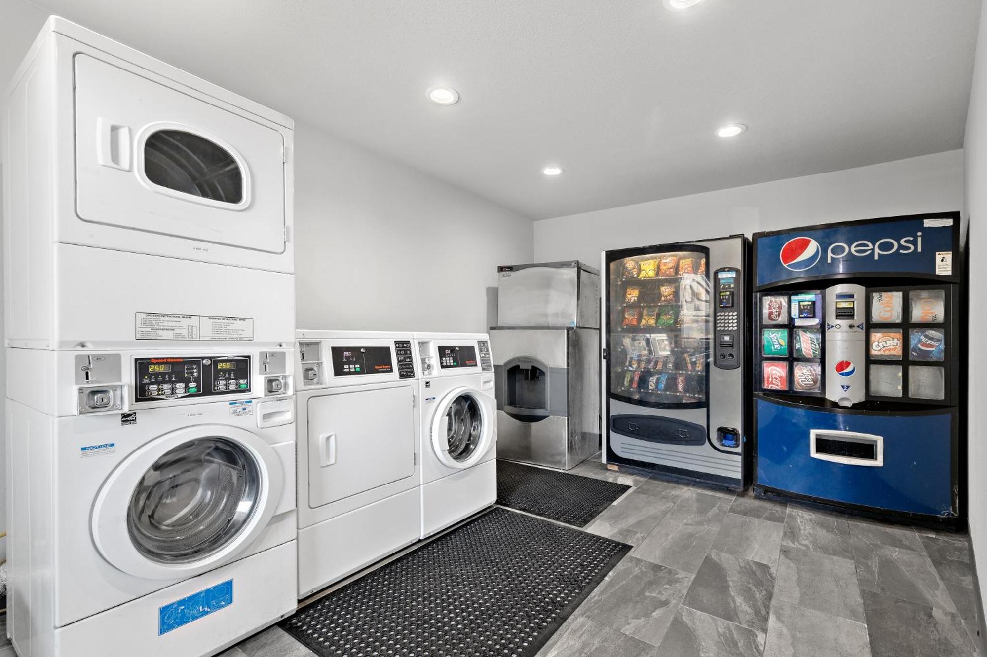 Motel 6-San Diego, Ca - North מראה חיצוני תמונה