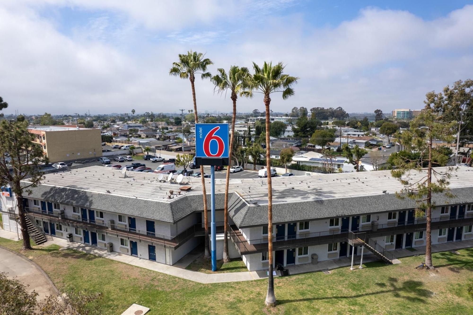 Motel 6-San Diego, Ca - North מראה חיצוני תמונה