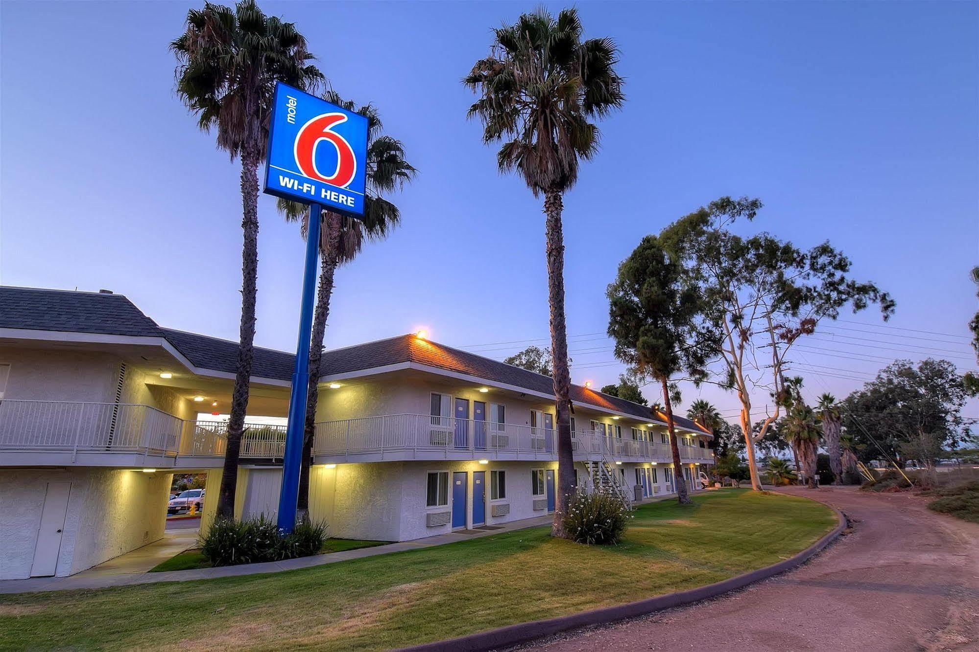 Motel 6-San Diego, Ca - North מראה חיצוני תמונה